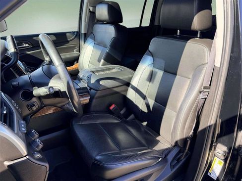 Used 2017 Chevrolet Suburban Premier image 24