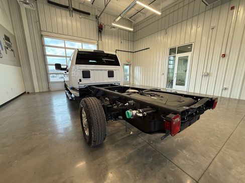 New 2026 RAM 3500 Tradesman w/ Chrome Appearance Group A AWD/4WD image 14