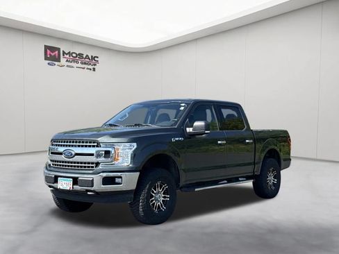 Used 2018 Ford F150 XLT w/ Equipment Group 302A Luxury AWD/4WD image 4