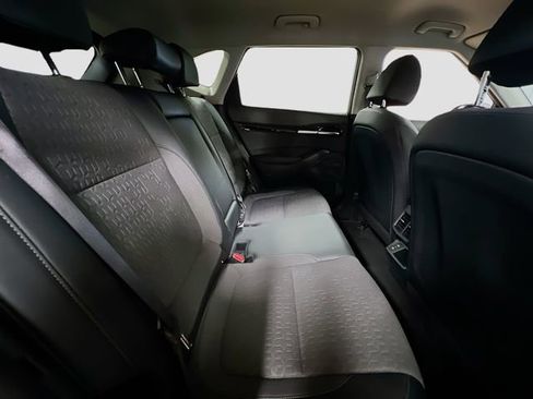 Certified 2025 Kia Seltos S FWD image 27
