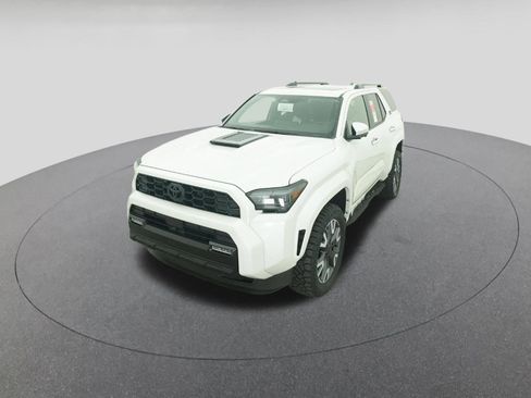 New 2026 Toyota 4Runner TRD Sport Premium AWD/4WD image 16