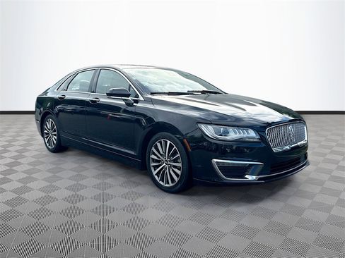 Used 2020 Lincoln MKZ Standard image 4