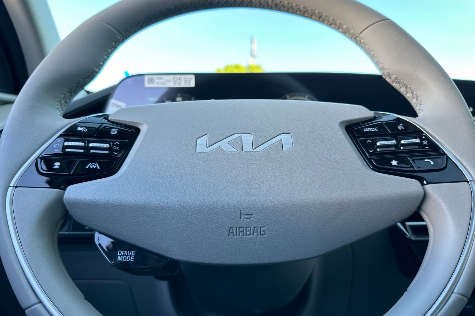 New 2026 Kia Niro Wave FWD image 25