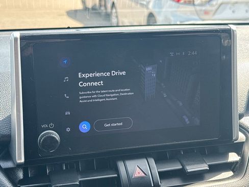 Used 2024 Toyota RAV4 XLE image 22