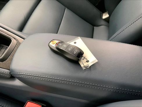 Certified 2025 Porsche 718 Boxster GTS image 20