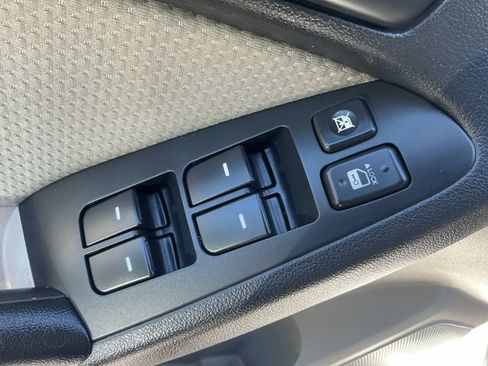 Used 2010 Kia Forte EX FWD image 25