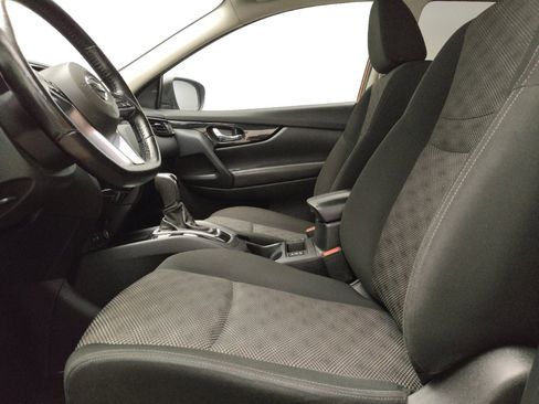 Used 2022 Nissan Rogue Sport SV FWD image 17