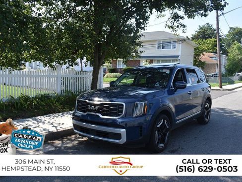Used 2025 Kia Telluride S FWD image 3