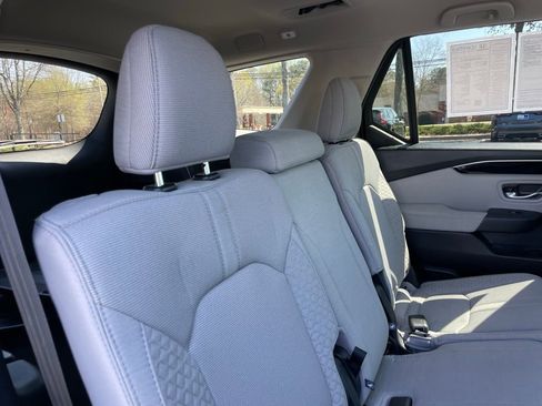 Certified 2023 Honda Pilot LX image 35