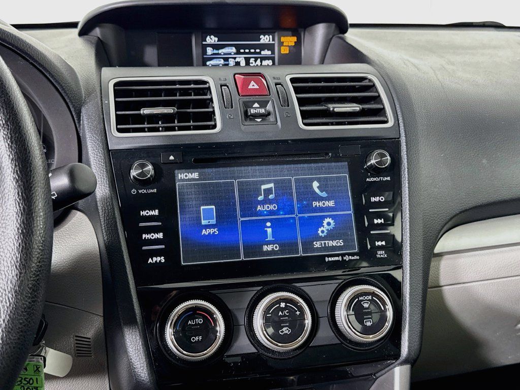 Used 2017 Subaru Forester 2.5i Premium w/ All-Weather Package AWD/4WD image 10
