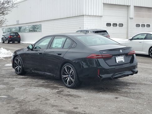 Used 2025 BMW 530i xDrive w/ M Sport Package image 2