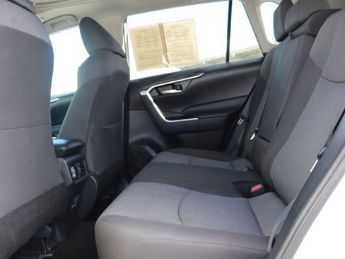 Used 2025 Toyota RAV4 XLE image 14