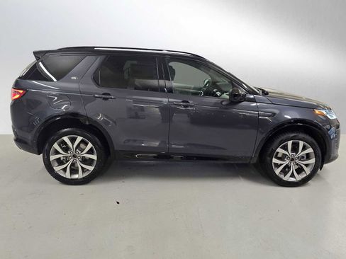 New 2026 Land Rover Discovery Sport Landmark image 2