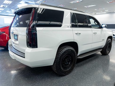 Used 2016 Chevrolet Tahoe LT w/ Luxury Package RWD image 5