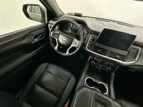 Used 2021 Chevrolet Suburban LT AWD/4WD image 9