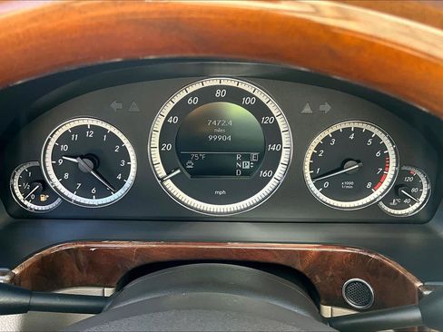 Used 2011 Mercedes-Benz E 350 Sedan image 24