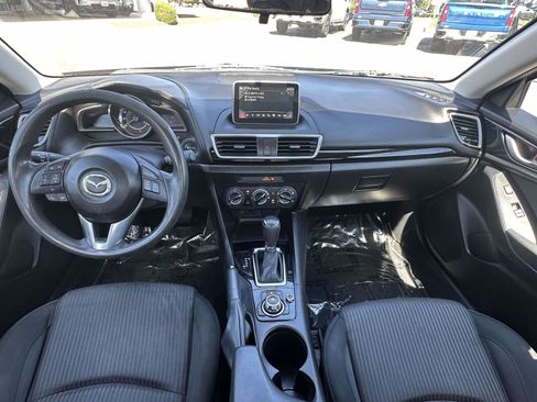 Used 2016 MAZDA MAZDA3 i Sport w/ Preferred Equipment Package FWD image 6