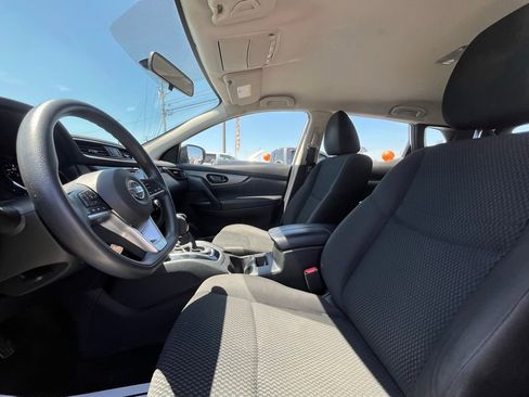 Used 2017 Nissan Rogue Sport S w/ S Appearance Package image 16