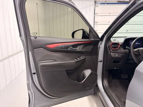 Used 2024 Chevrolet TrailBlazer RS w/ Driver Confidence Package AWD/4WD image 14