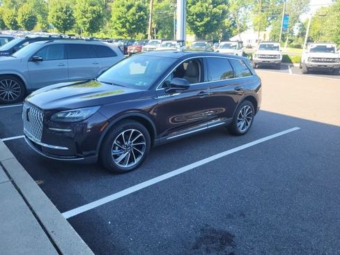 Used 2023 Lincoln Corsair AWD w/ Equipment Group 101A image 6