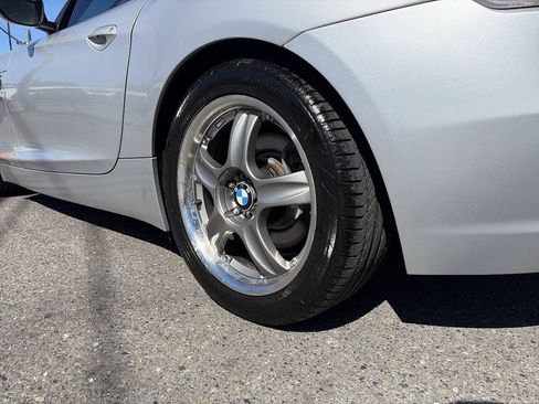 Used 2009 BMW Z4 sDrive35i RWD image 4