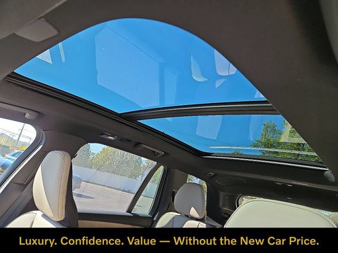 Certified 2026 Volvo XC90 B6 Plus w/ Protection Package Premier AWD/4WD image 12