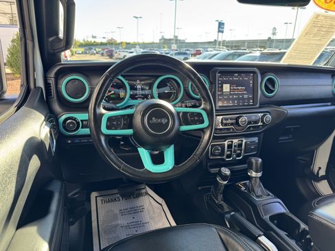 Used 2022 Jeep Wrangler Unlimited Sahara w/ Cold Weather Group image 30