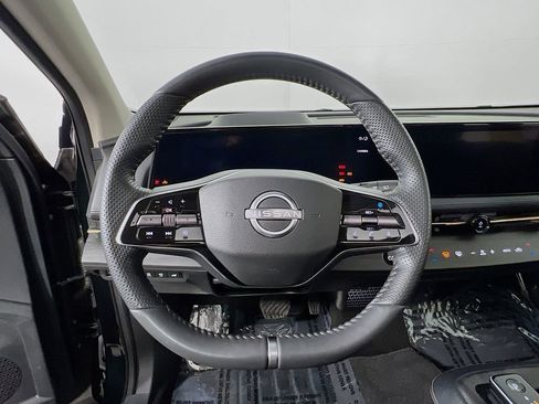 Used 2024 Nissan Ariya AWD image 11