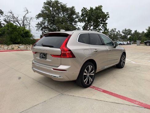 Certified 2023 Volvo XC60 B5 Plus w/ Protection Package Premier FWD image 6