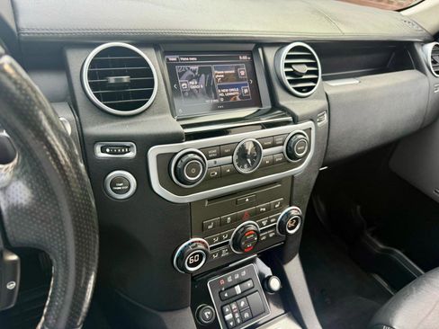 Used 2016 Land Rover LR4 HSE LUX image 22