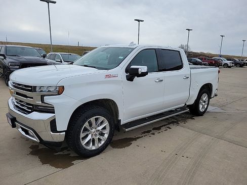 Used 2020 Chevrolet Silverado 1500 LTZ image 6