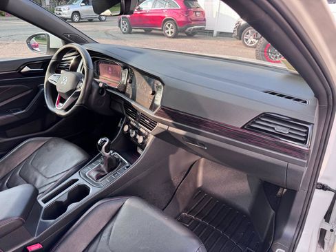 Used 2024 Volkswagen Jetta GLI Autobahn FWD image 22