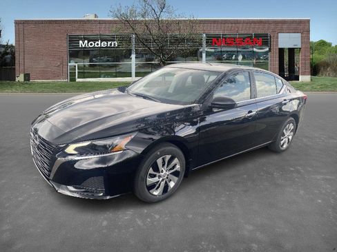 New 2025 Nissan Altima 2.5 S image 1