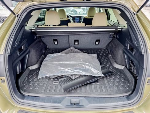 Used 2023 Subaru Outback Premium image 42