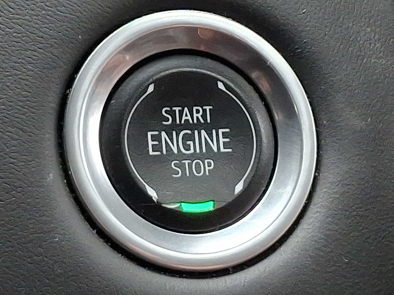 Used 2024 GMC Yukon Denali Ultimate AWD/4WD image 25