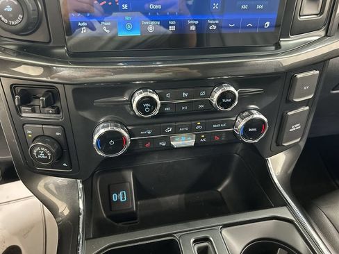 Used 2022 Ford F150 XLT w/ Equipment Group 302A High AWD/4WD image 17