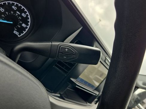 Used 2025 Ford F250 XLT image 12