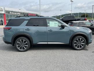 New 2026 Nissan Pathfinder Platinum AWD/4WD video 2