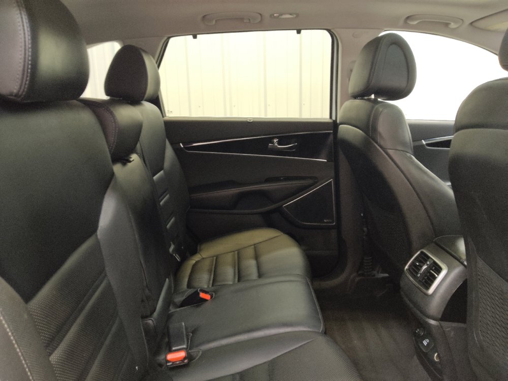 Used 2016 Kia Sorento SX AWD/4WD image 19