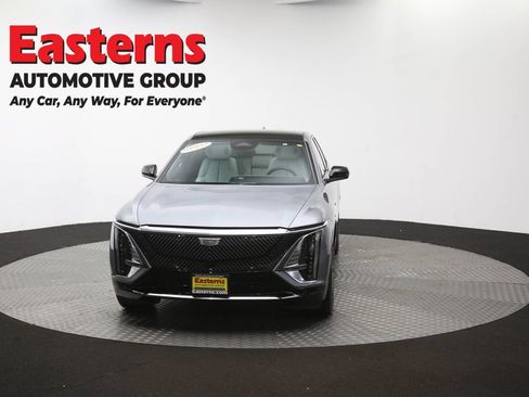 Used 2023 Cadillac Lyriq 2WD image 57