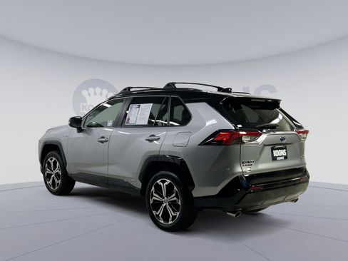 Used 2022 Toyota RAV4 XSE image 10