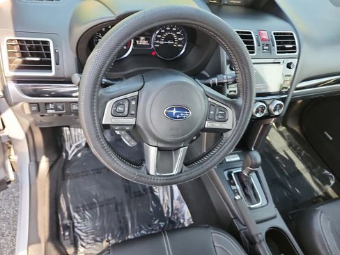 Used 2017 Subaru Forester 2.5i Touring AWD/4WD image 32