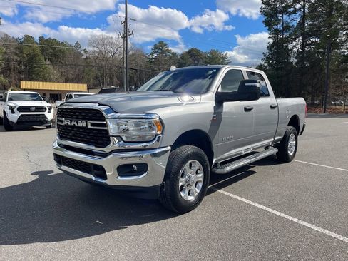Certified 2024 RAM 2500 Big Horn AWD/4WD image 2