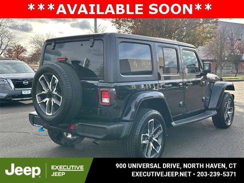 Used 2024 Jeep Wrangler Unlimited w/ Convenience Group image 2