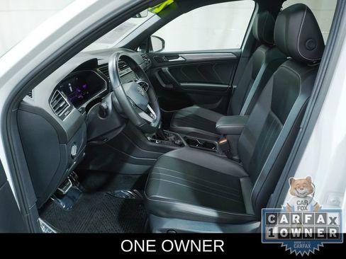 Used 2024 Volkswagen Tiguan SE R-Line AWD/4WD image 2