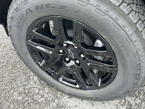 New 2026 Chevrolet Silverado 1500 RST w/ All Star Edition Plus AWD/4WD image 9