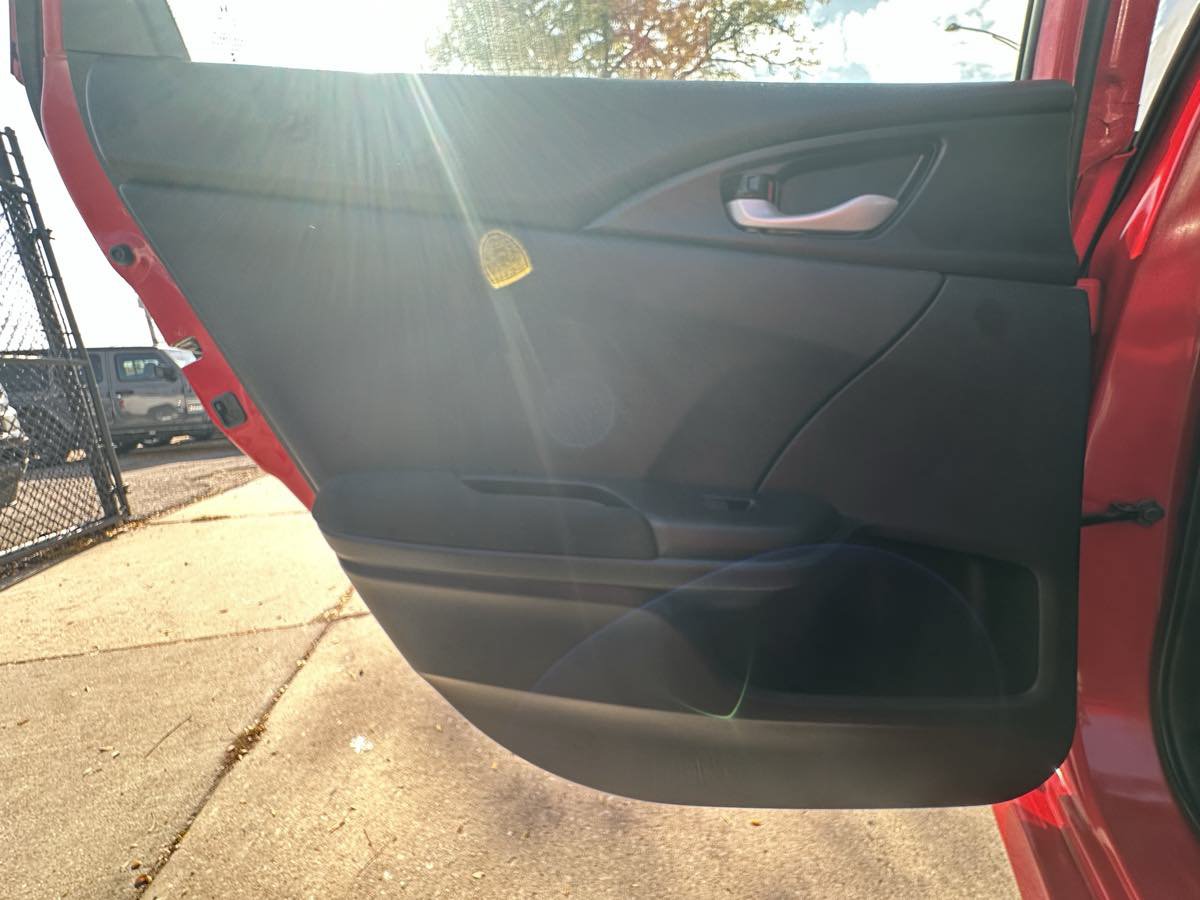 Used 2018 Honda Civic EX image 39