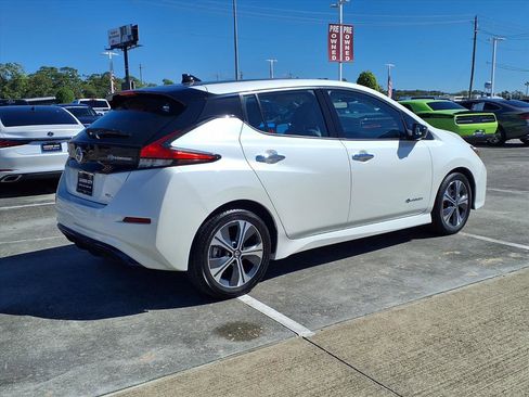 Used 2018 Nissan Leaf SL w/ SL Technology Package image 4
