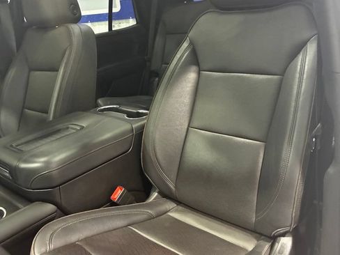 Used 2023 Chevrolet Tahoe High Country w/ LPO, Illumination Package AWD/4WD image 12