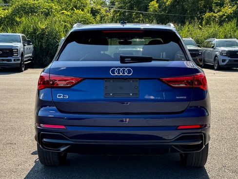 Used 2022 Audi Q3 2.0T Premium w/ Convenience Package AWD/4WD image 4
